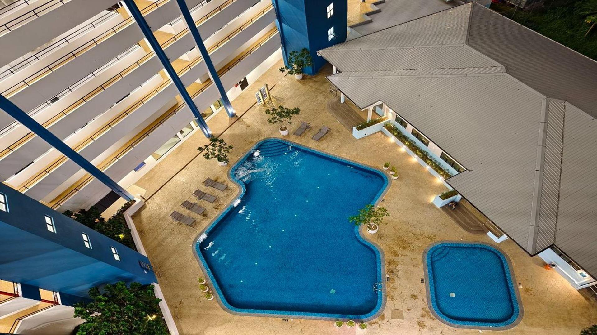 Mutiara Melaka Beach Resort By Glex Tangga Batu Exterior foto