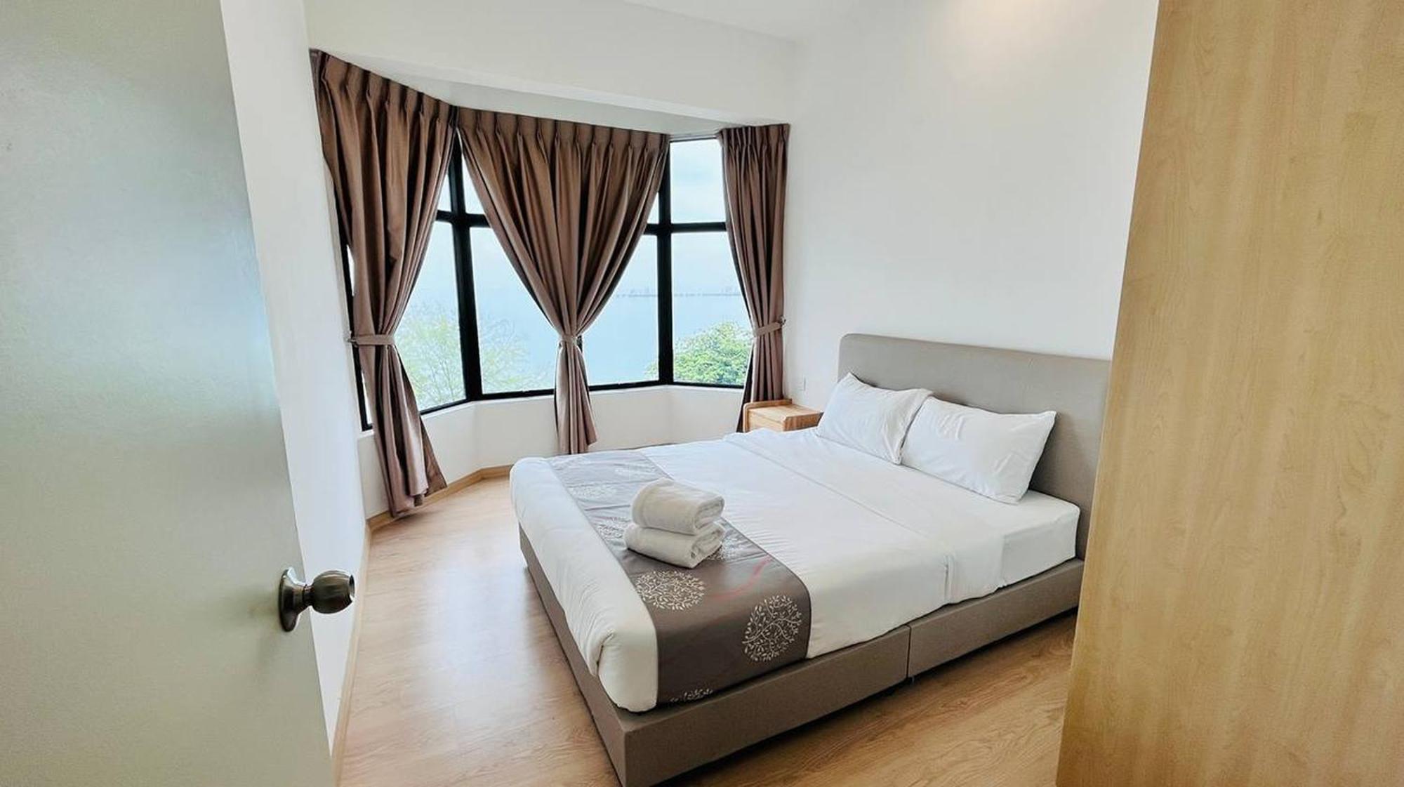 Mutiara Melaka Beach Resort By Glex Tangga Batu Exterior foto
